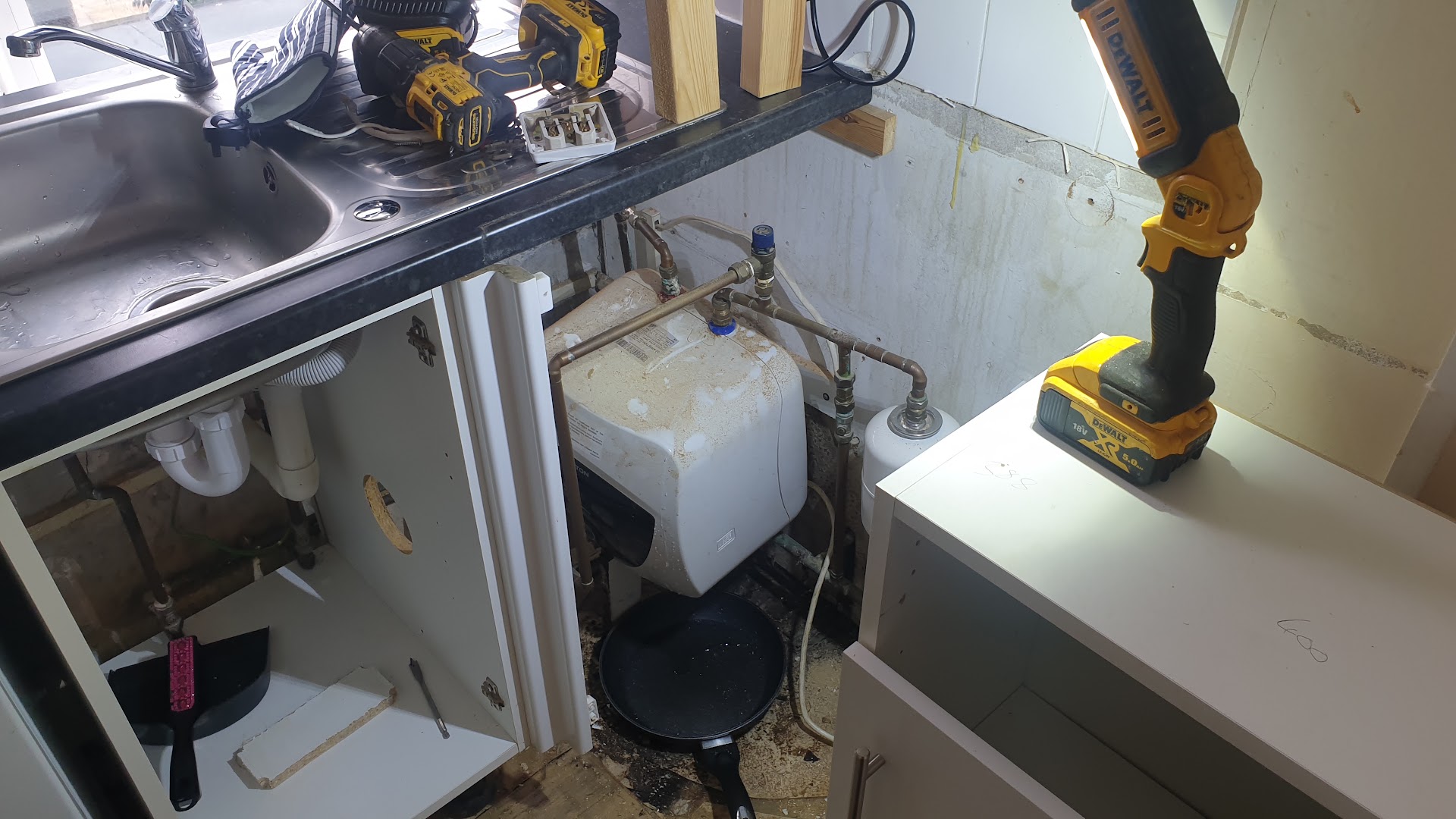 KCM Services - Electrical, Plumbing & Heating. — Photos 4